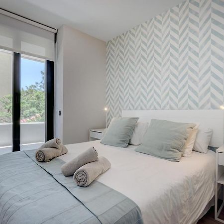 Stylish 2 Bedroom Apartment In Estepona Old Town Exteriör bild