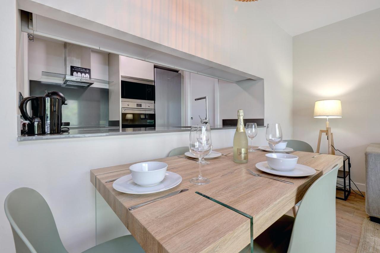 Stylish 2 Bedroom Apartment In Estepona Old Town Exteriör bild