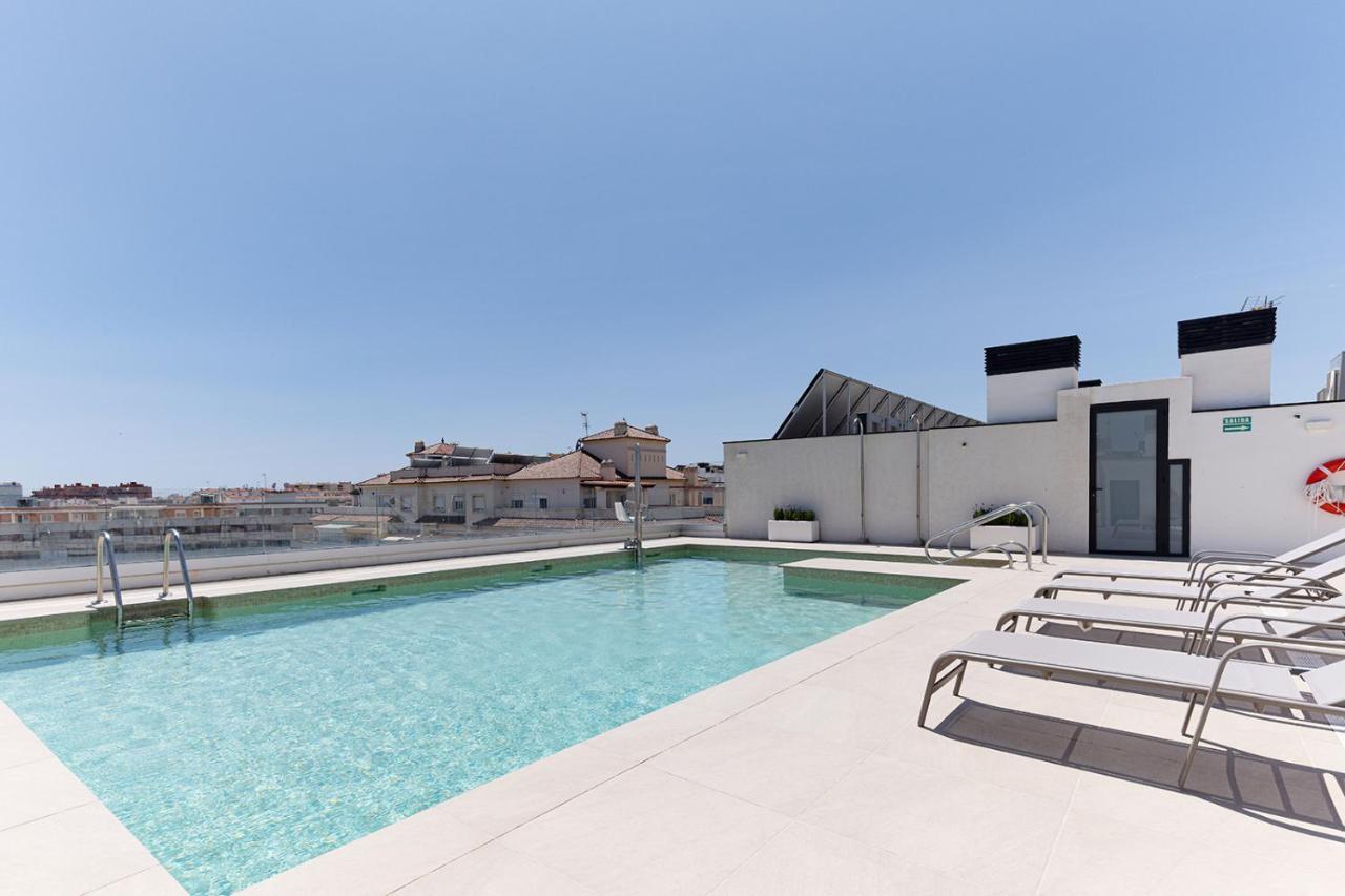 Stylish 2 Bedroom Apartment In Estepona Old Town Exteriör bild