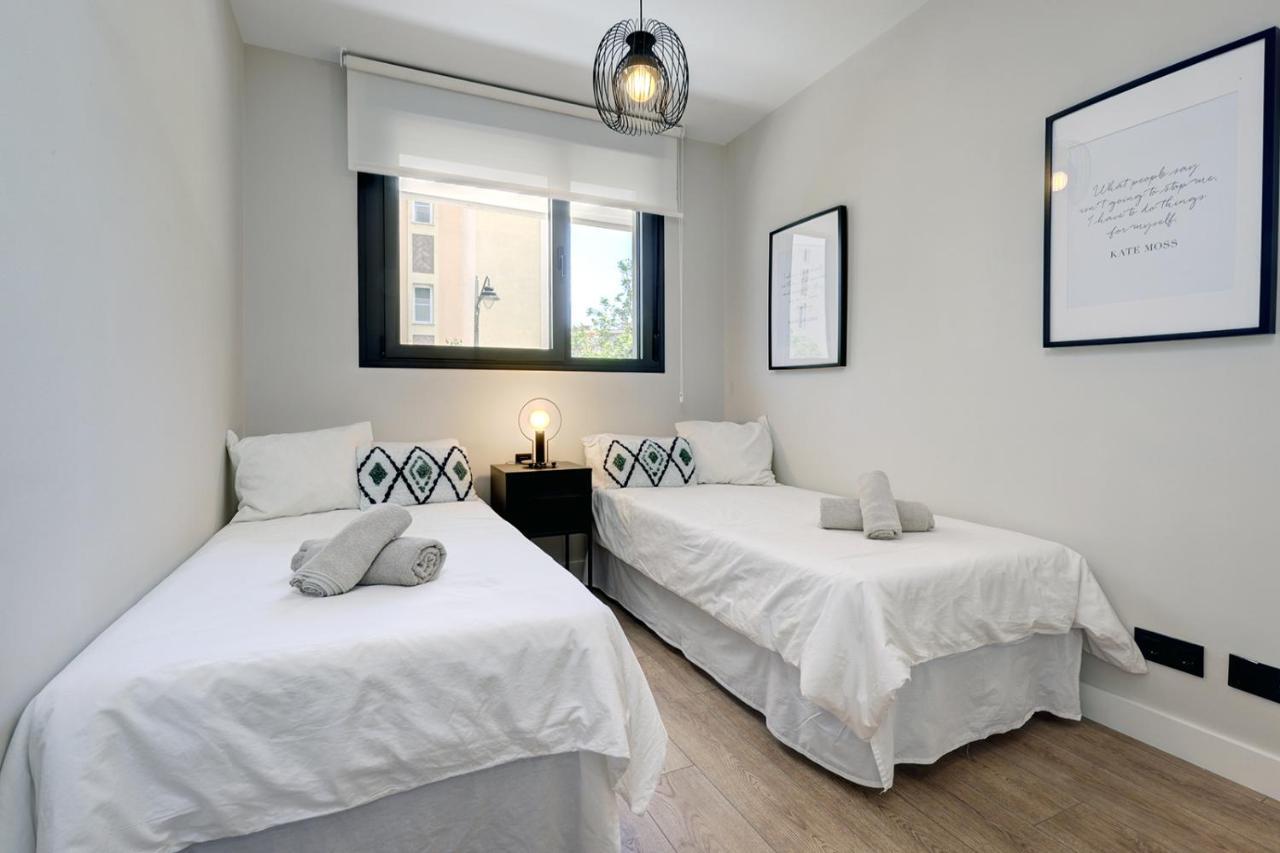 Stylish 2 Bedroom Apartment In Estepona Old Town Exteriör bild