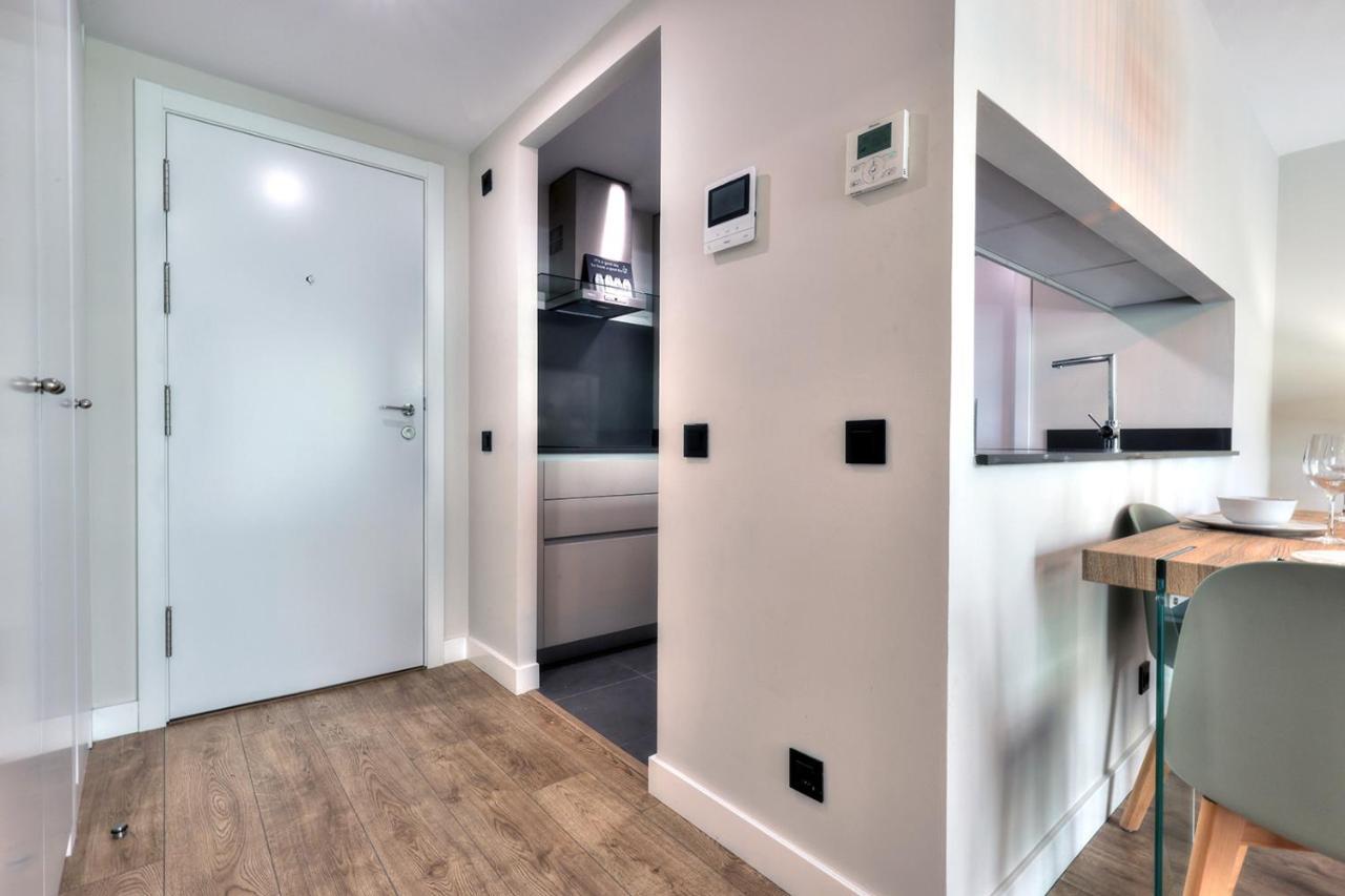 Stylish 2 Bedroom Apartment In Estepona Old Town Exteriör bild