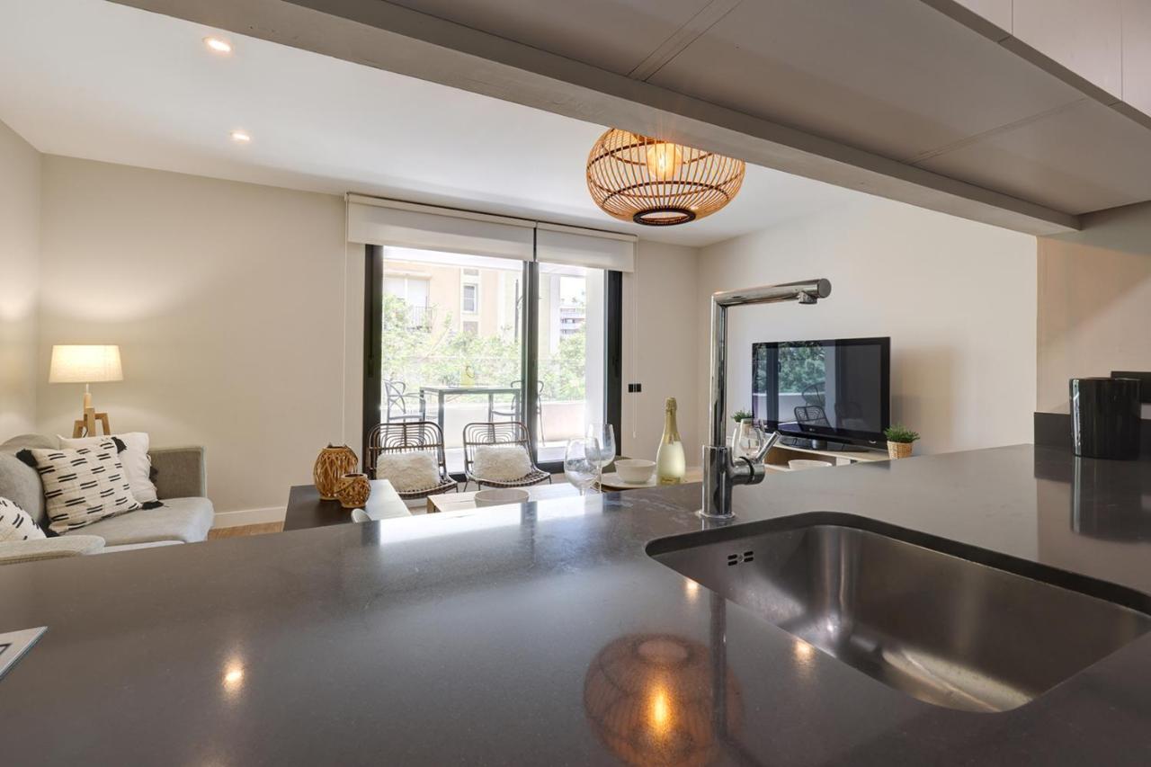 Stylish 2 Bedroom Apartment In Estepona Old Town Exteriör bild