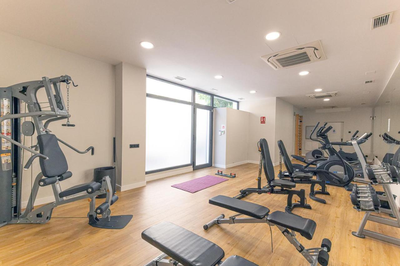 Stylish 2 Bedroom Apartment In Estepona Old Town Exteriör bild